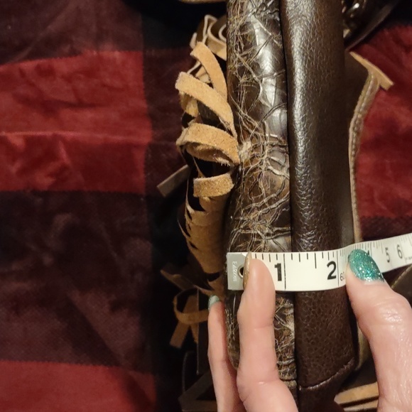 Turkey Creek Designs. Hand Made in Texas. Leather/fur/ fringe bag. - Picture 14 of 15